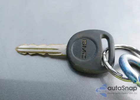 2002 GMC Sierra 1500 Sle z USA, uszkodzony, nr VIN 2GTEK19V121230786